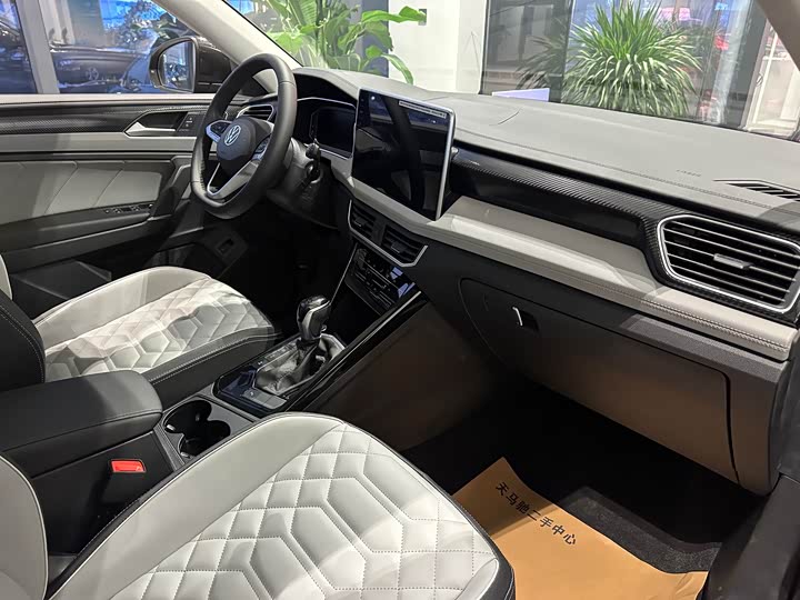 Фото 8 - Volkswagen Tayron