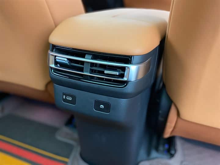 Фото 15 - Changan Qiyuan (Nevo) E07