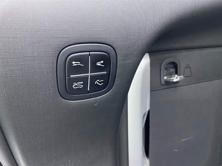 Фото 32 - Changan Qiyuan (Nevo) E07