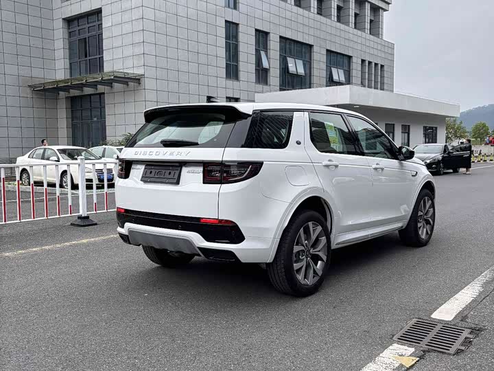 Фото 6 - Land Rover Discovery Sport