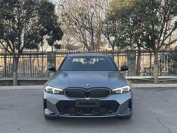 Фото 2 - BMW 3 Series
