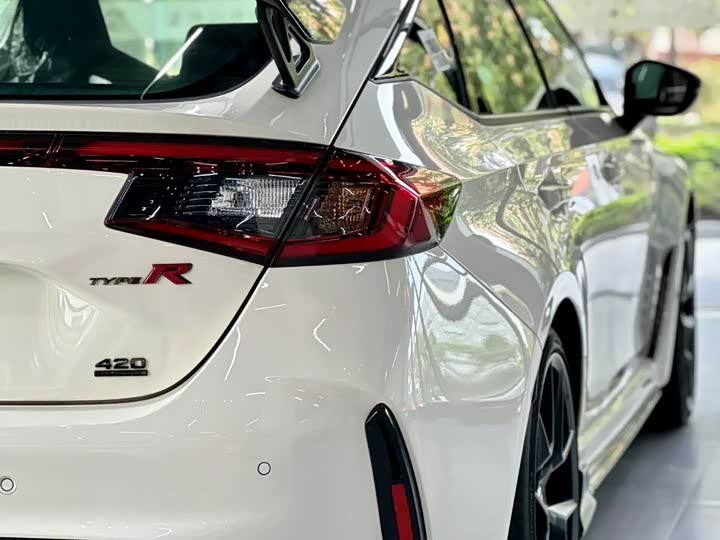 Фото 3 - Honda Civic