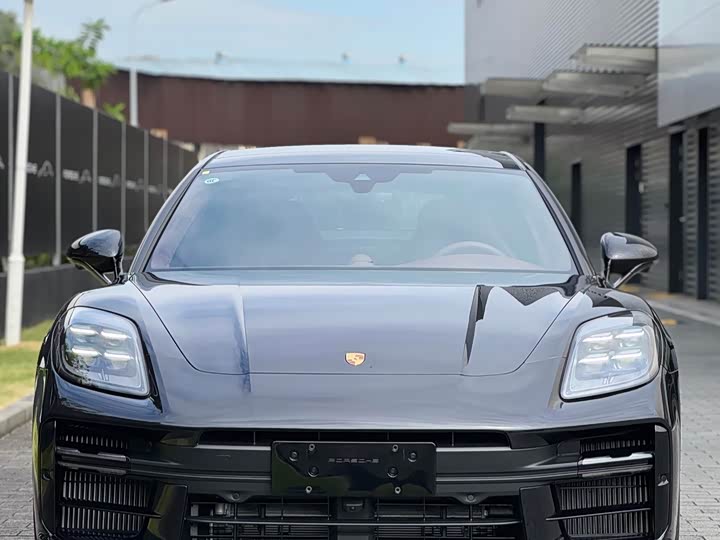 Фото 5 - Porsche Panamera