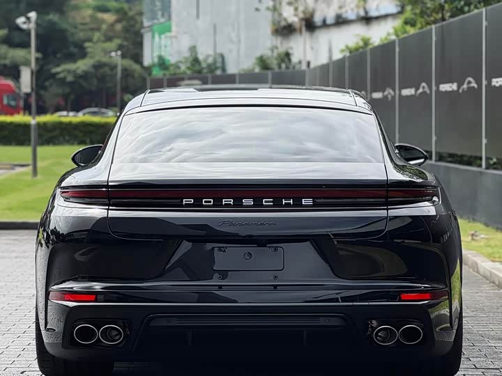 Фото 6 - Porsche Panamera