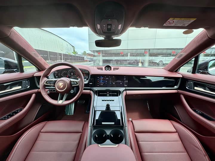 Фото 9 - Porsche Panamera