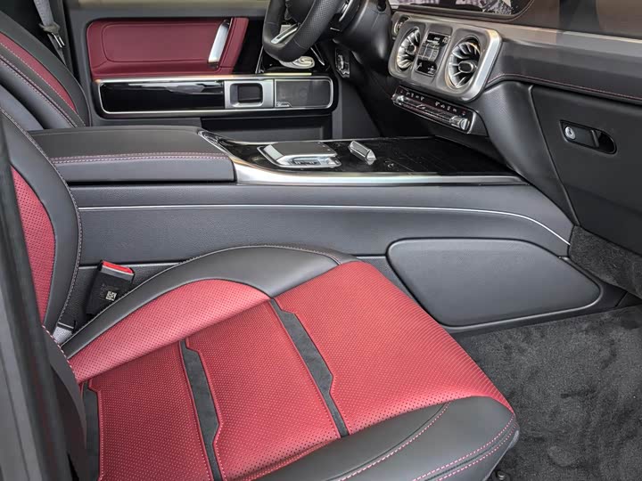 Фото 6 - Mercedes-Benz G-Class AMG