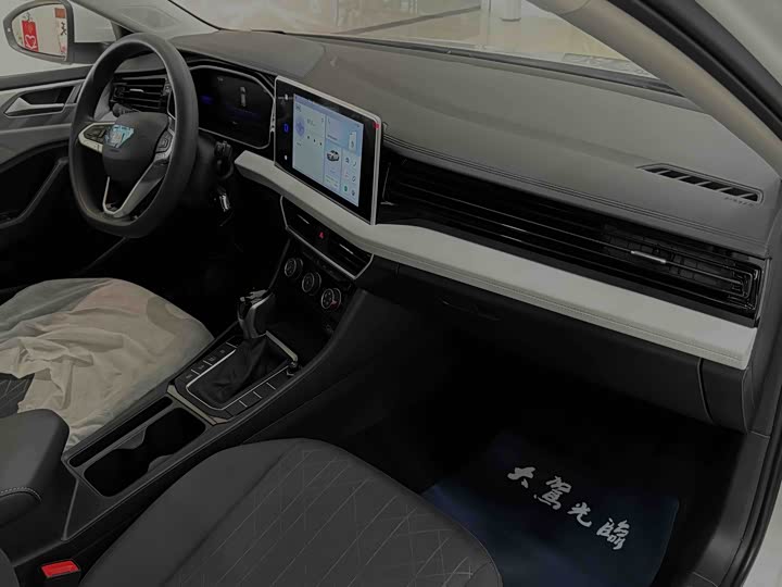 Фото 10 - Jetta VA7