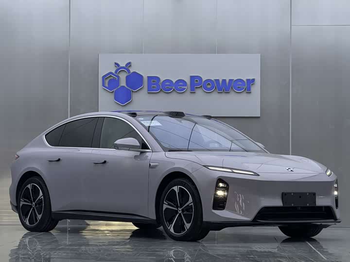 Фото 3 - Nio ET5