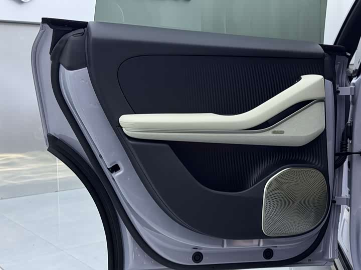 Фото 9 - Nio ET5