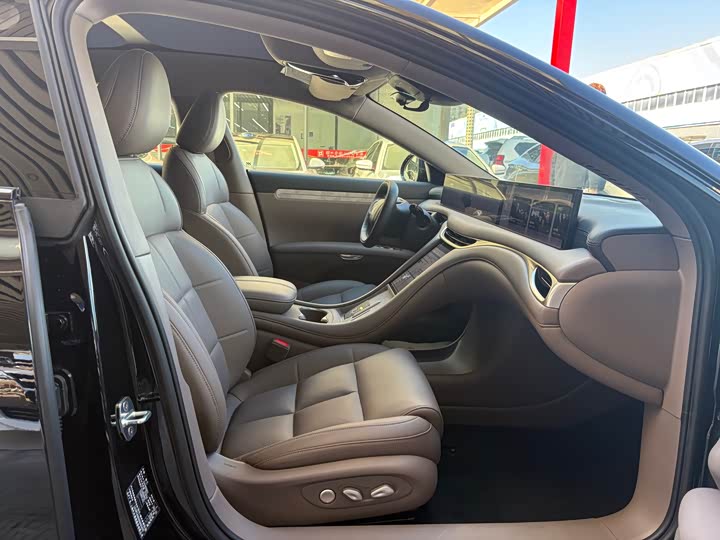 Фото 9 - IM motors L6