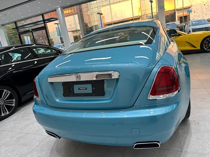 Фото 5 - Rolls-Royce Wraith