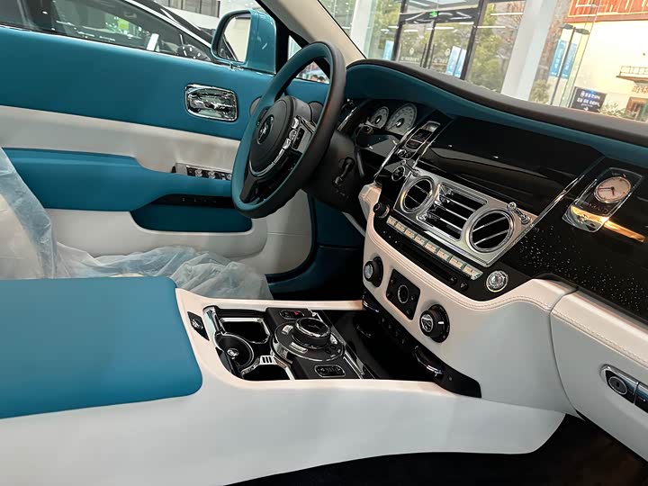 Фото 8 - Rolls-Royce Wraith