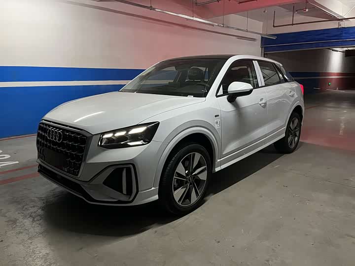 Фото 1 - Audi Q2L