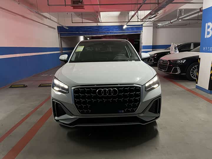 Фото 2 - Audi Q2L