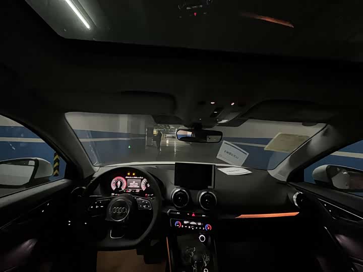 Фото 9 - Audi Q2L