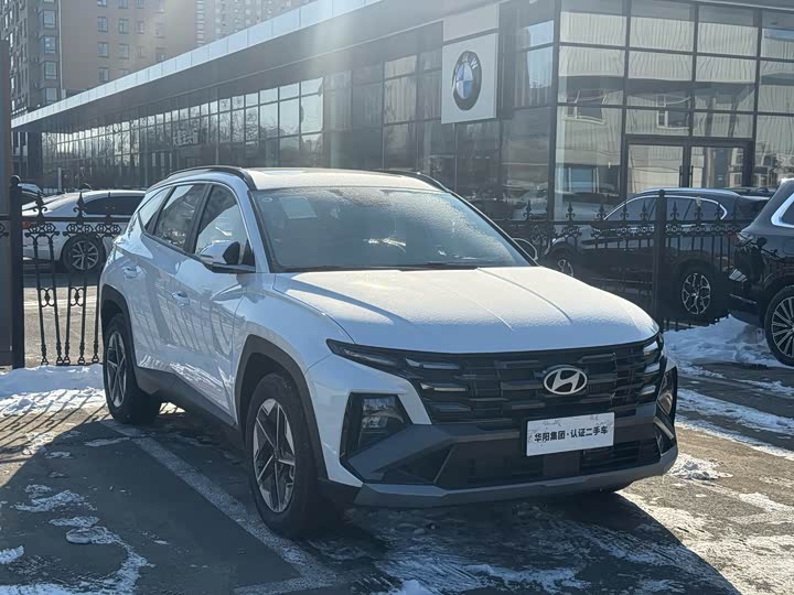 Фото 3 - Hyundai Tucson L