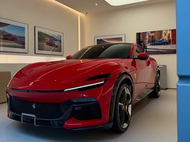 Фото 1 - Ferrari Purosangue