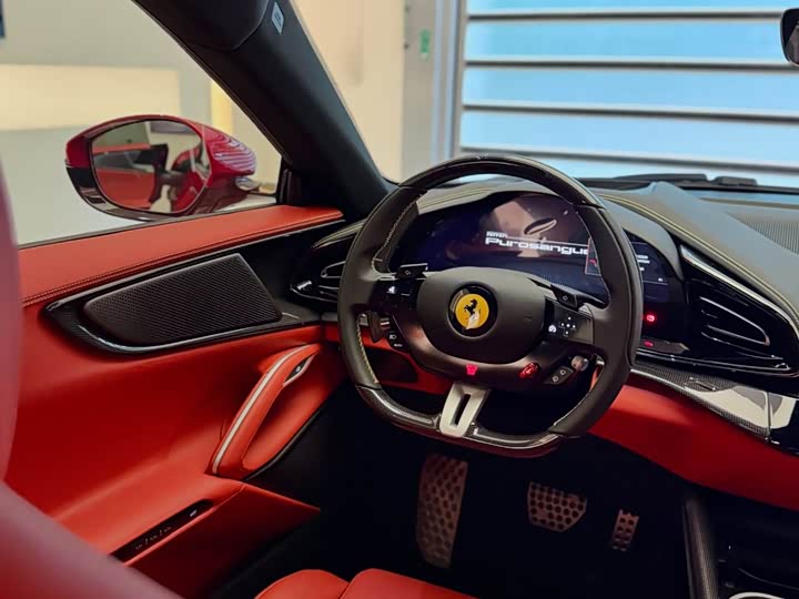 Фото 5 - Ferrari Purosangue