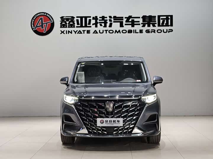 Фото 6 - Roewe iMax 8