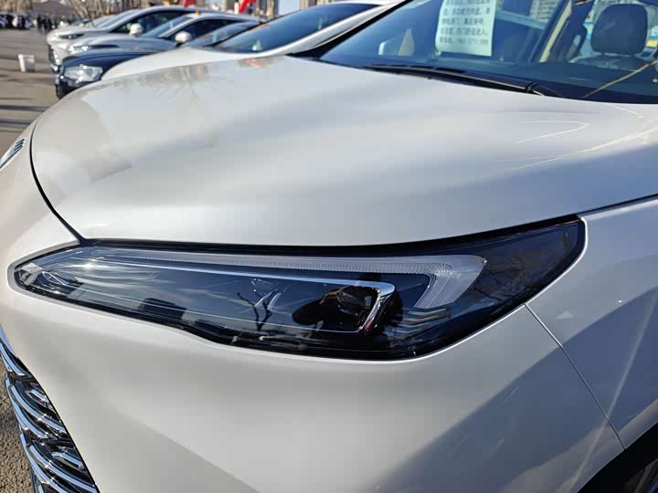 Фото 2 - Buick GL8 ES