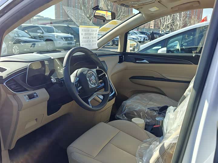 Фото 5 - Buick GL8 ES