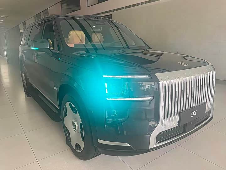 Фото 3 - Zeekr 9X