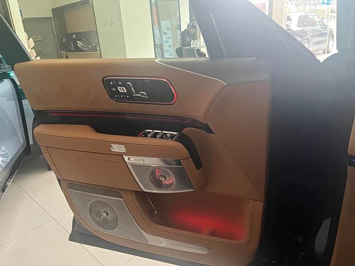 Фото 7 - Zeekr 9X