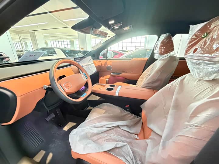 Фото 9 - Changan Qiyuan (Nevo) E07