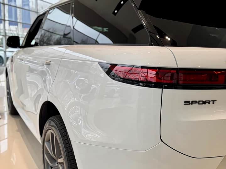 Фото 10 - Land Rover Range Rover Sport