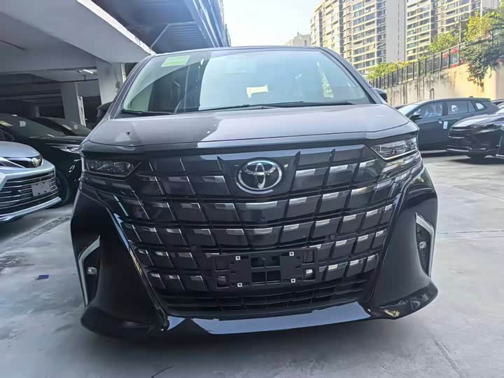 Фото 2 - Toyota Alphard