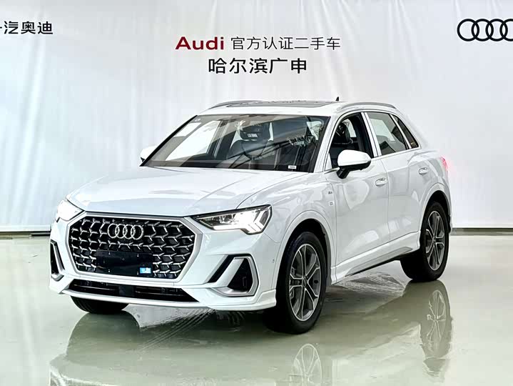 Фото 1 - Audi Q3