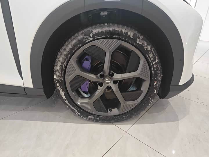 Фото 12 - Geely Jiyue 01