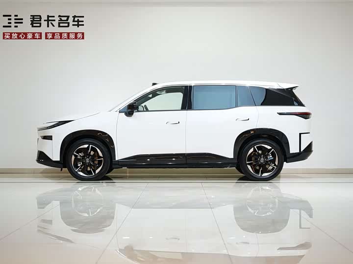 Фото 4 - Toyota bZ3X