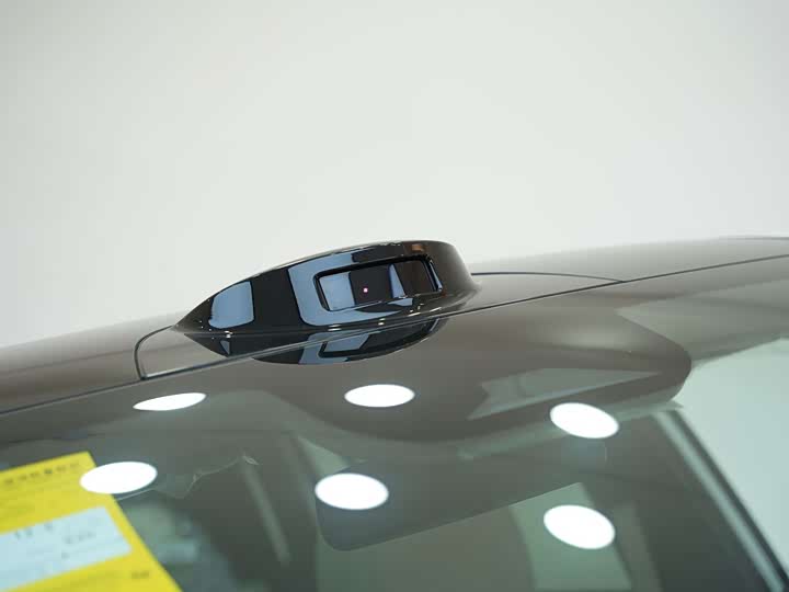 Фото 7 - Toyota bZ3X