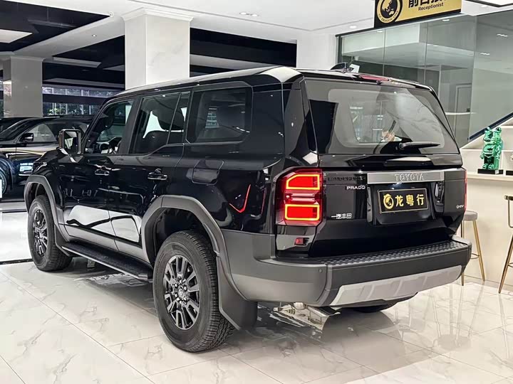 Фото 2 - Toyota Prado