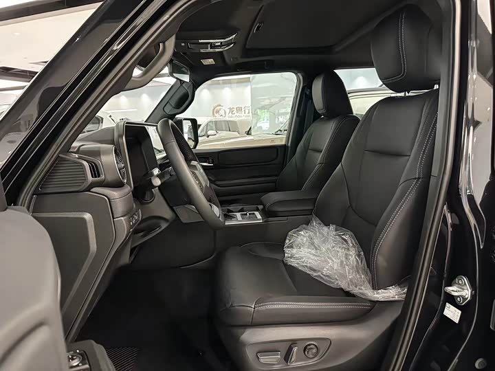 Фото 4 - Toyota Prado