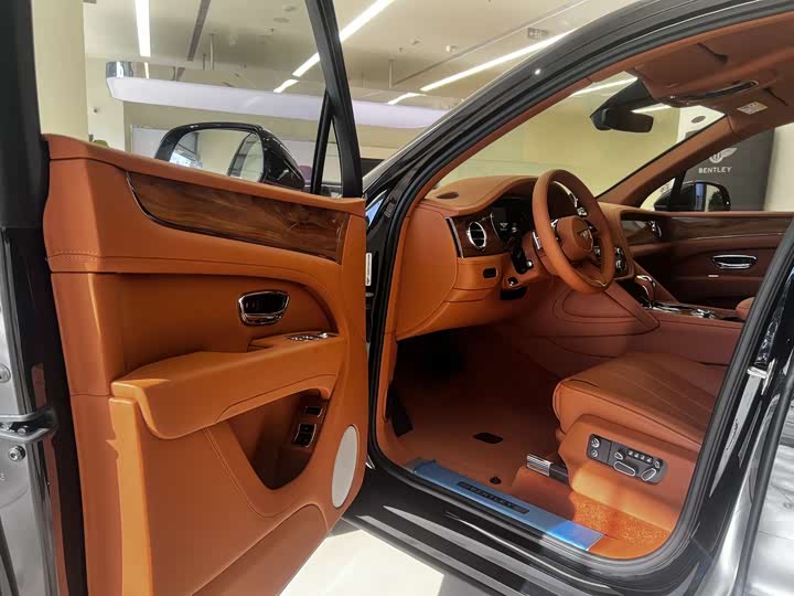 Фото 3 - Bentley Bentayga