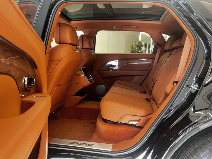 Фото 4 - Bentley Bentayga