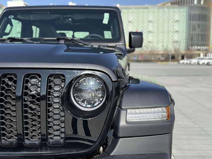 Фото 5 - Jeep Gladiator