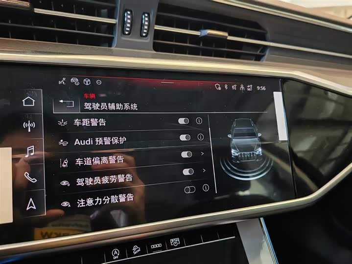 Фото 4 - Audi A6