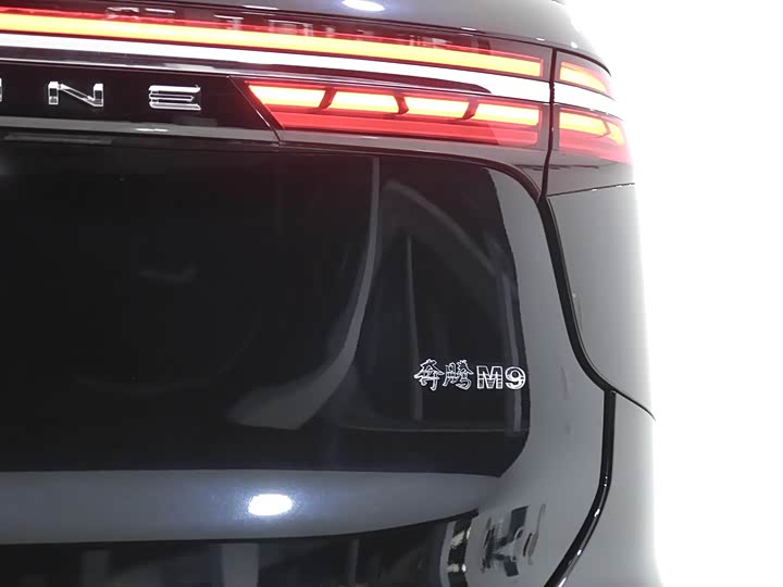 Фото 11 - Bestune M9