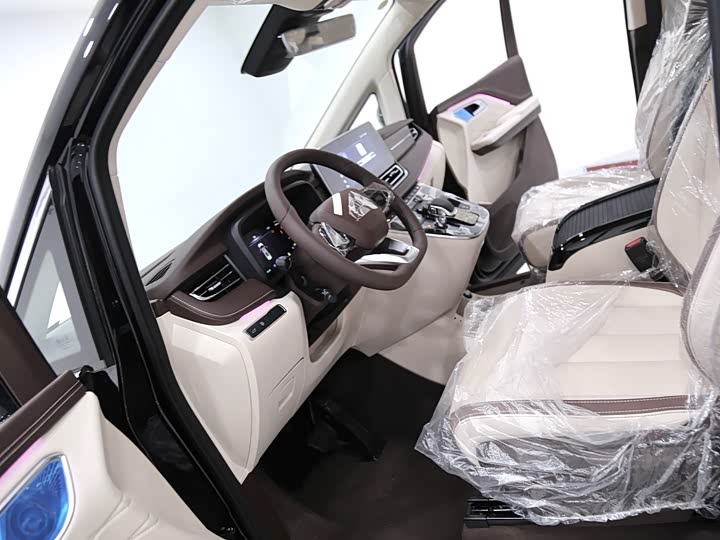 Фото 6 - Bestune M9