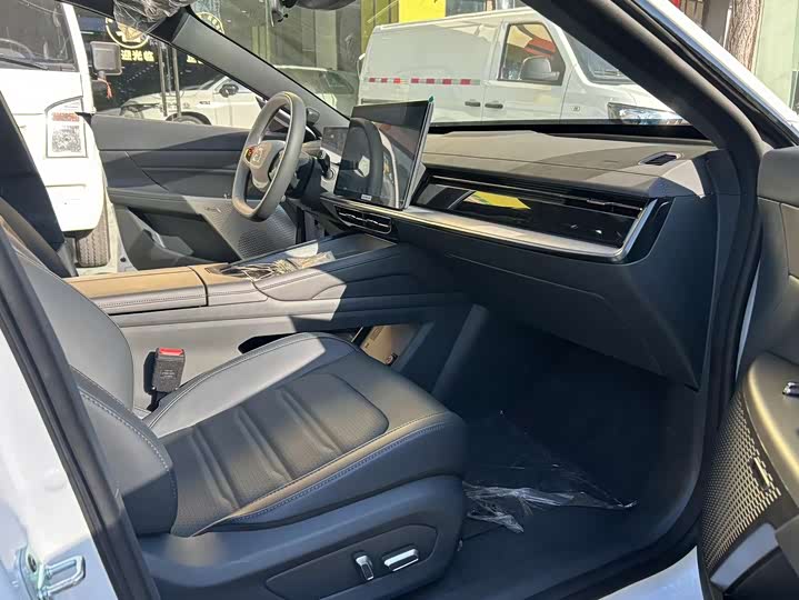 Фото 9 - Dongfeng Yipai eπ 007