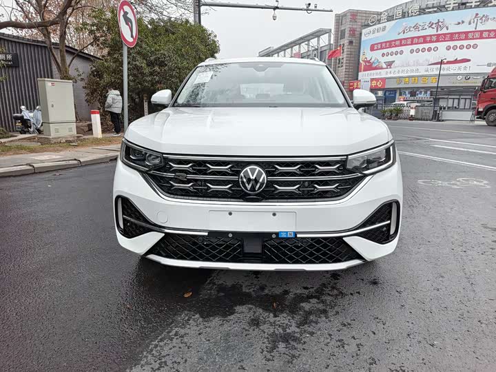 Фото 2 - Volkswagen Tayron X