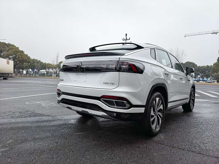 Фото 9 - Volkswagen Tayron X