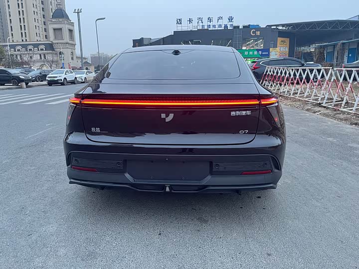 Фото 5 - Geely Jiyue 07