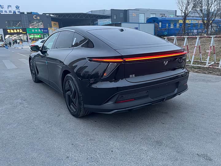 Фото 6 - Geely Jiyue 07