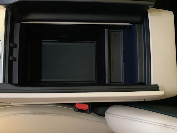 Фото 9 - Xiaomi YU7