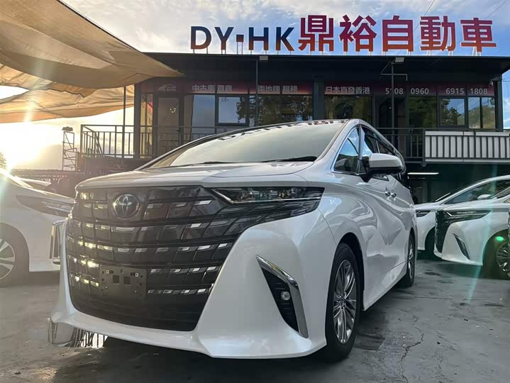 Фото 1 - Toyota Alphard