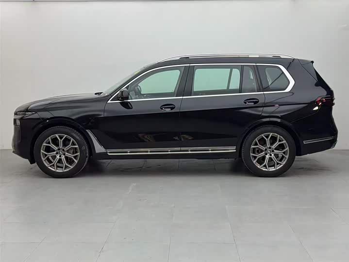 Фото 3 - BMW X7